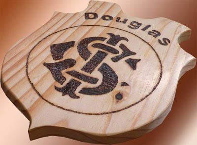 Brasão do Internacional, pirogravura